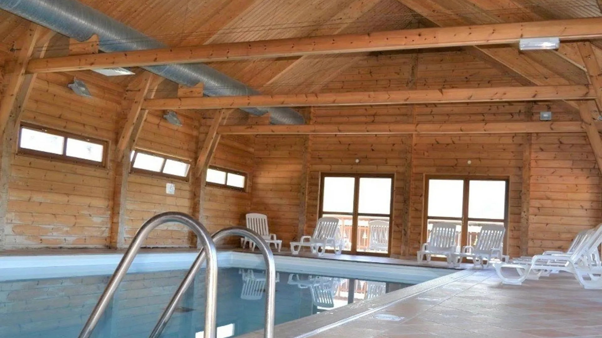 Chalet Chaleureux 8 Pers Avec Cheminee - Fr-1-504-692 La Joue du Loup