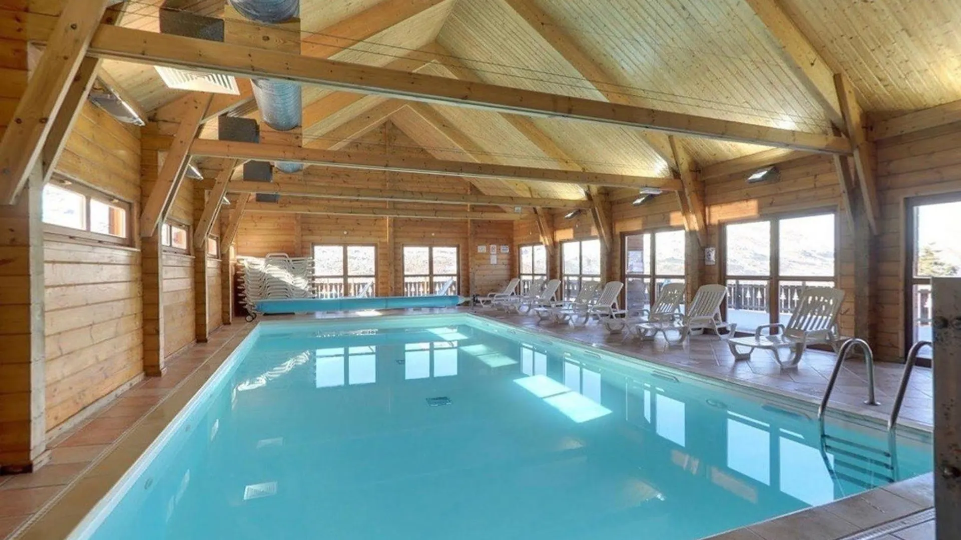 Chalet Chaleureux 8 Pers Avec Cheminee - Fr-1-504-692 La Joue du Loup 0*,  France
