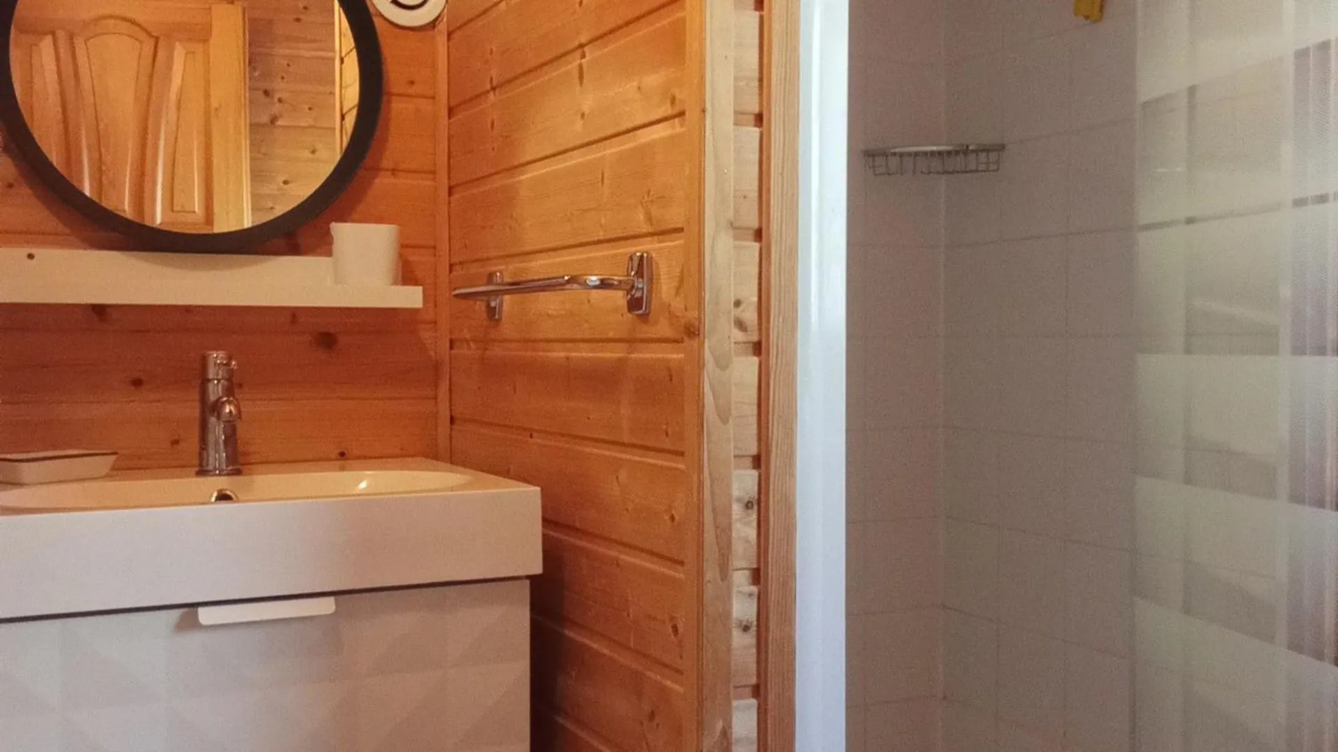 Chalet Chaleureux 8 Pers Avec Cheminee - Fr-1-504-692 La Joue du Loup France